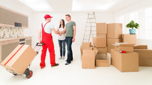 Flexible Southcroydon man and van solution for home and business relocations