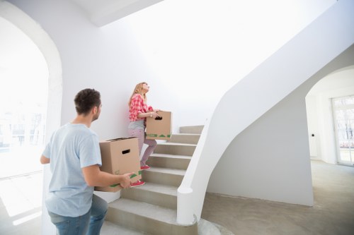 Organised storage space in Southcroydon for furniture and boxes